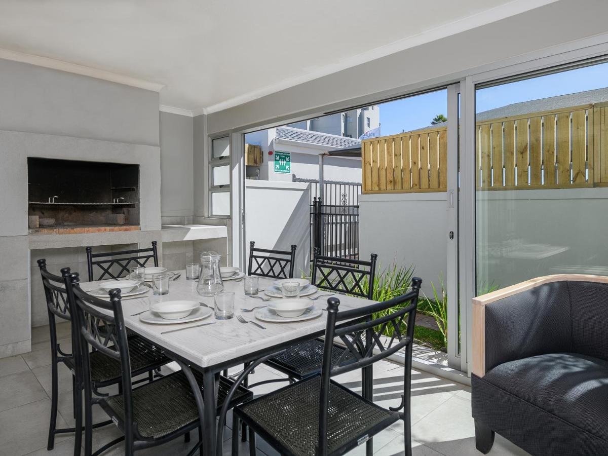 Table View Villas Bloubergstrand Extérieur photo