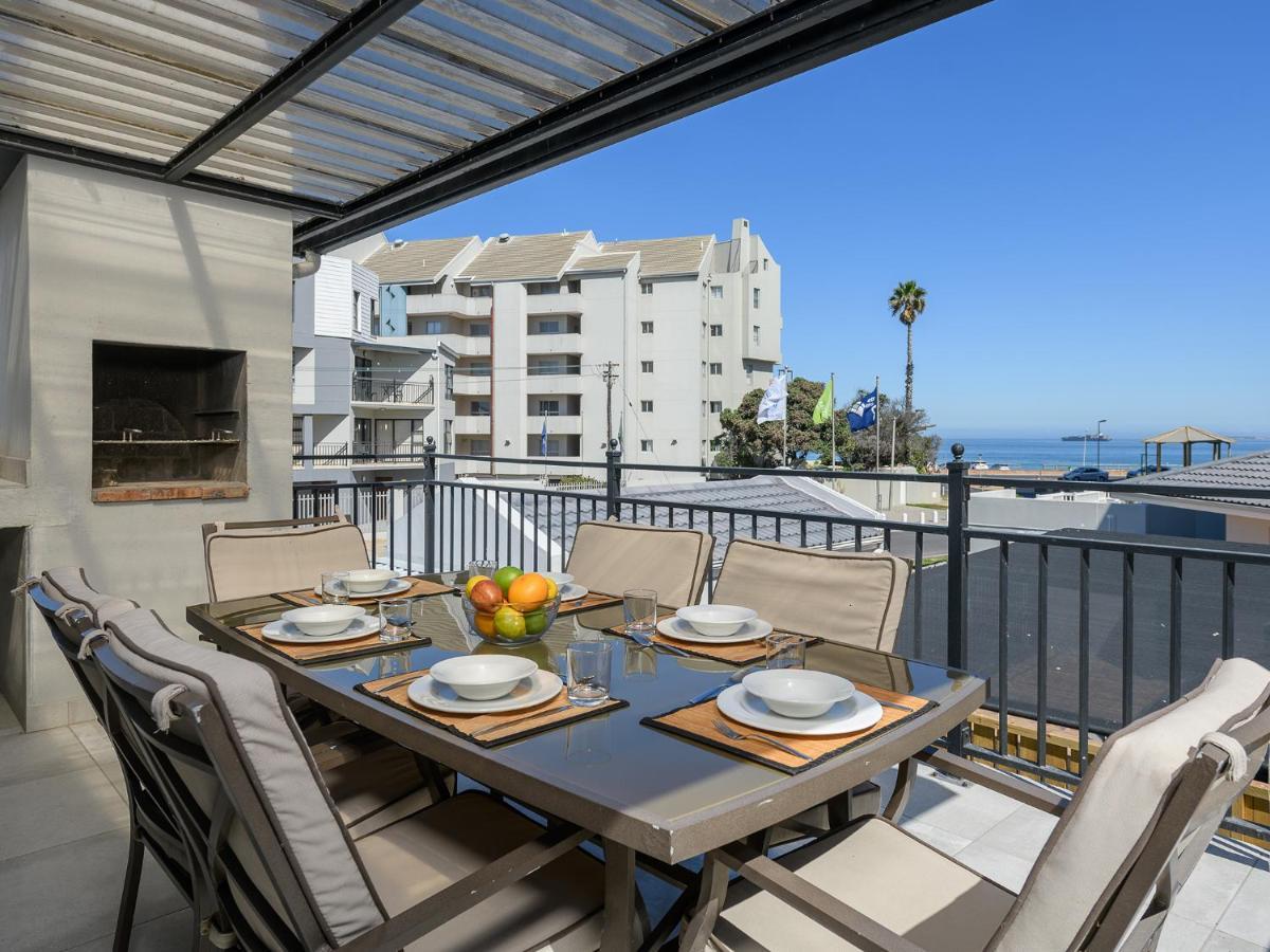 Table View Villas Bloubergstrand Extérieur photo