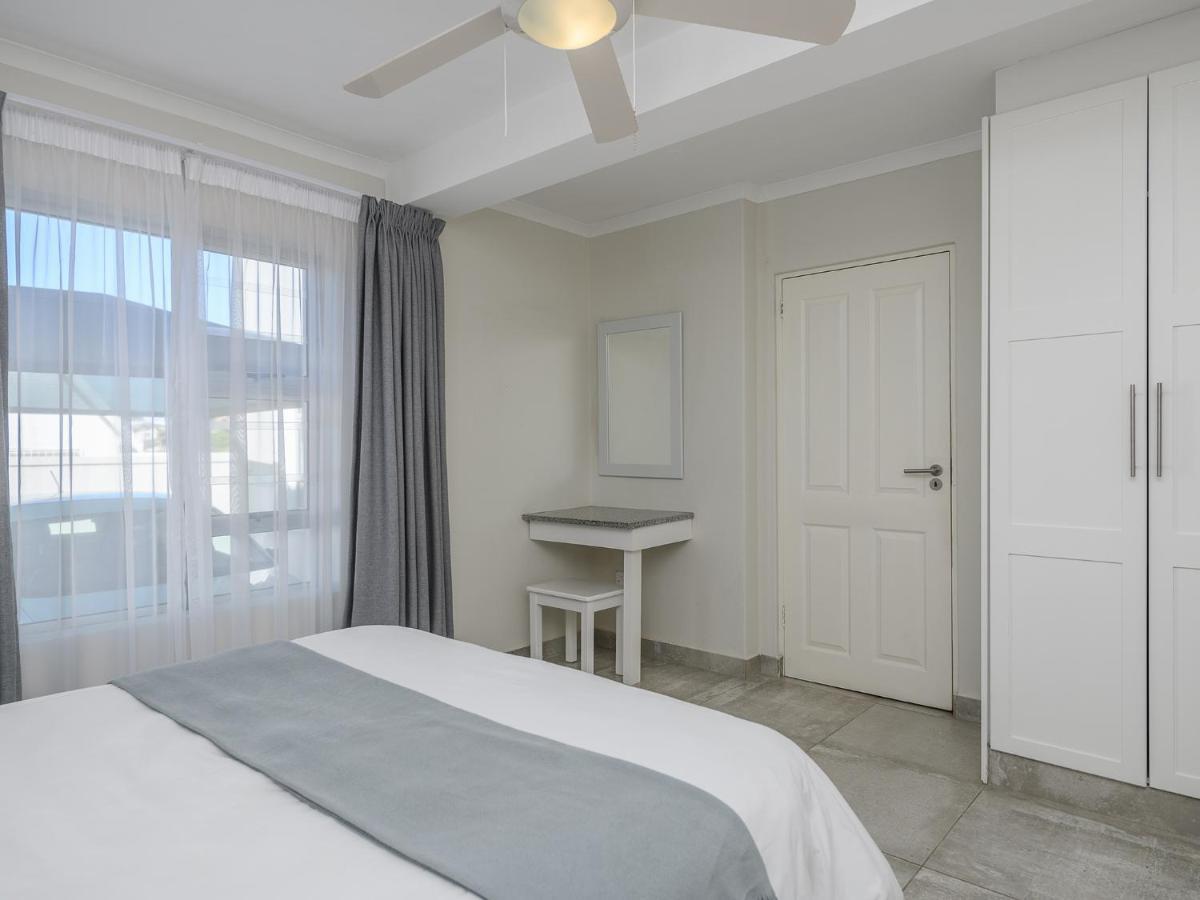 Table View Villas Bloubergstrand Extérieur photo
